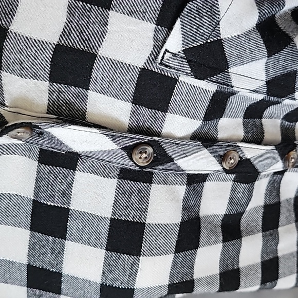 Maurices Black and Off White Soft Flannel Button Down Shirt NWT - Picture 4 of 11